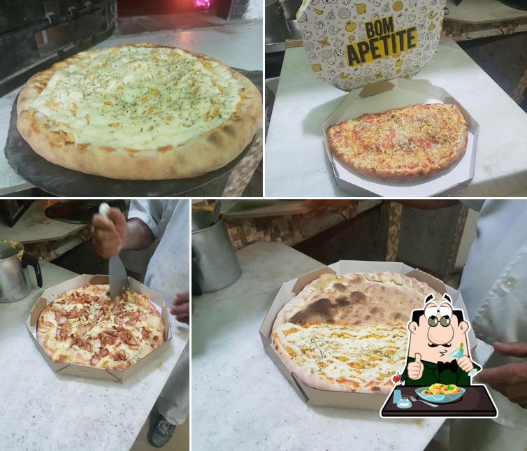 Comida em Pizzaria Borges