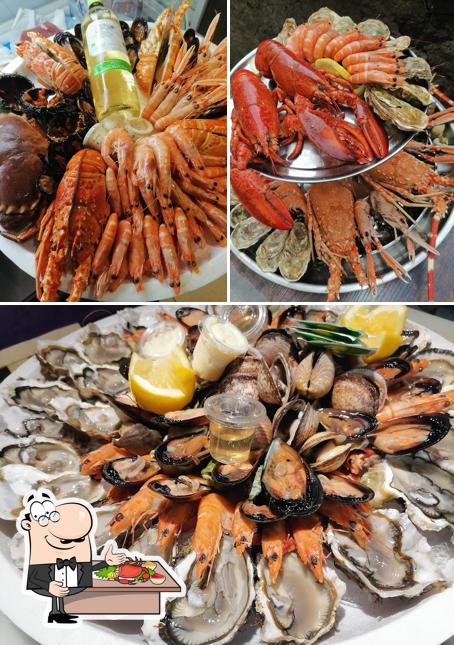Try out seafood at Poissonnerie Le Petit Catalan