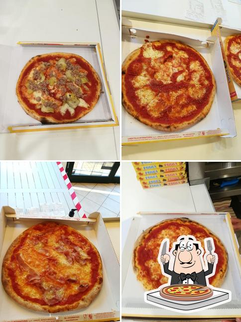 At ErikPizza di Petti Vincenzo, you can taste pizza