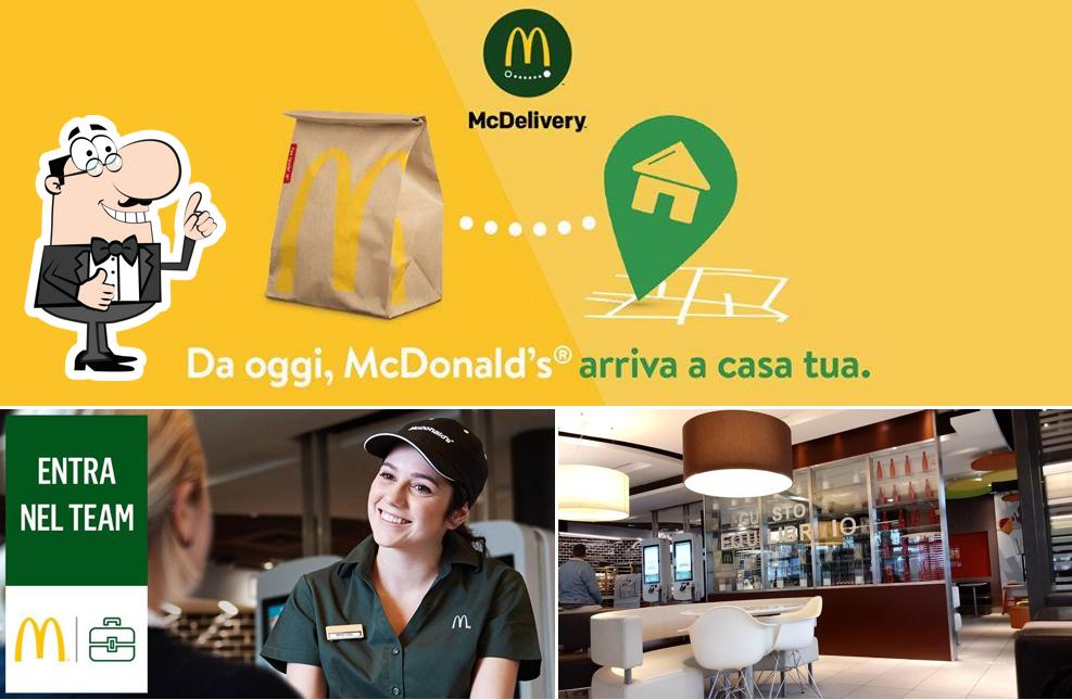 Guarda la foto di McDonald's Assago