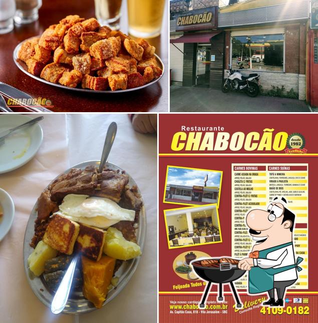 Escolha refeições de carne no Restaurante Chabocão