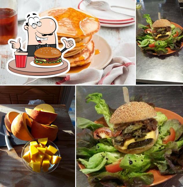 Try out a burger at Caribouff'