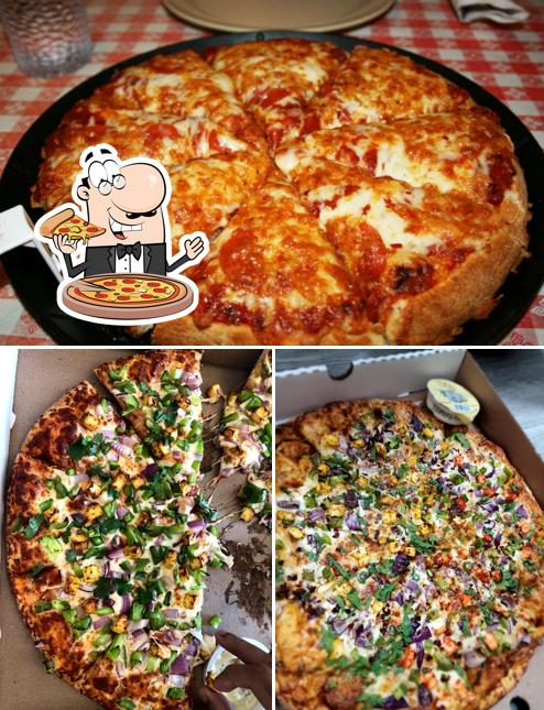 Moga's Pizza, 982 Albion Rd in Toronto - Restaurant menu and reviews