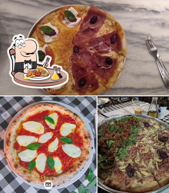 Experimente pizza no Carmela Pizzaria