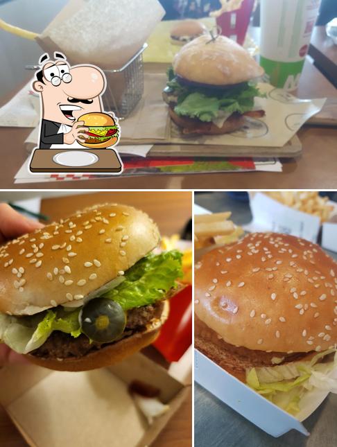 Prenez un hamburger à McDonald's