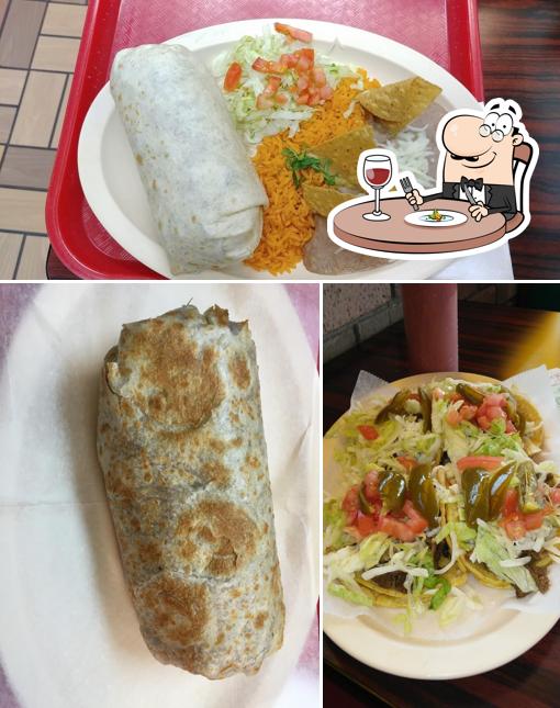 Food at El Famous Burrito