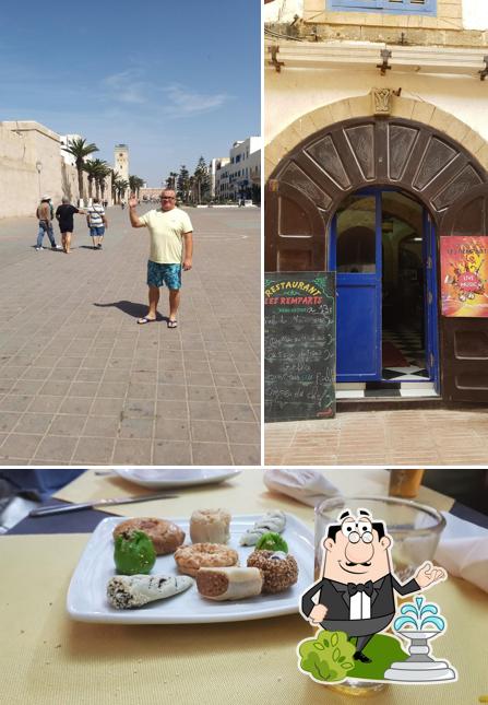 La photo de la extérieur et bière concernant Restaurant les remparts