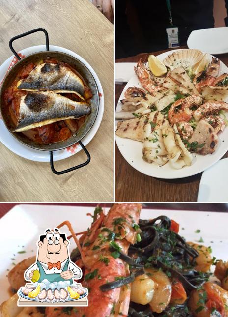 Order seafood at Piccola Italia Ealing