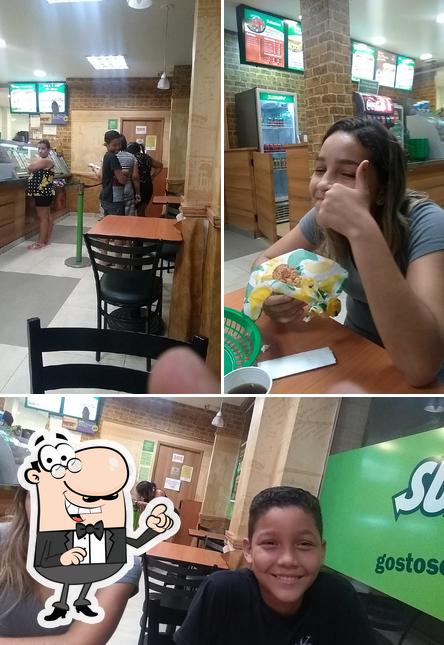 O interior do Subway