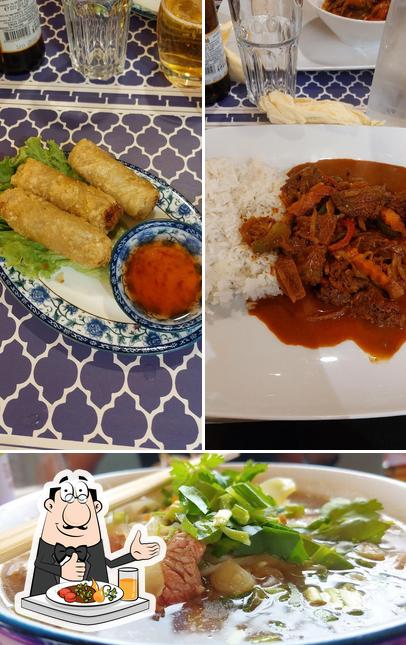 Еда в "Le Saphir thai express"