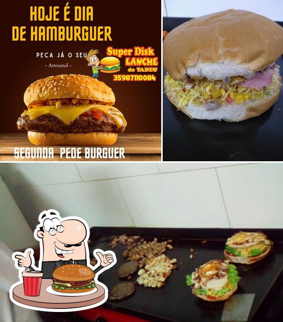 Peça um hambúrguer no super disk lanche do tadeu