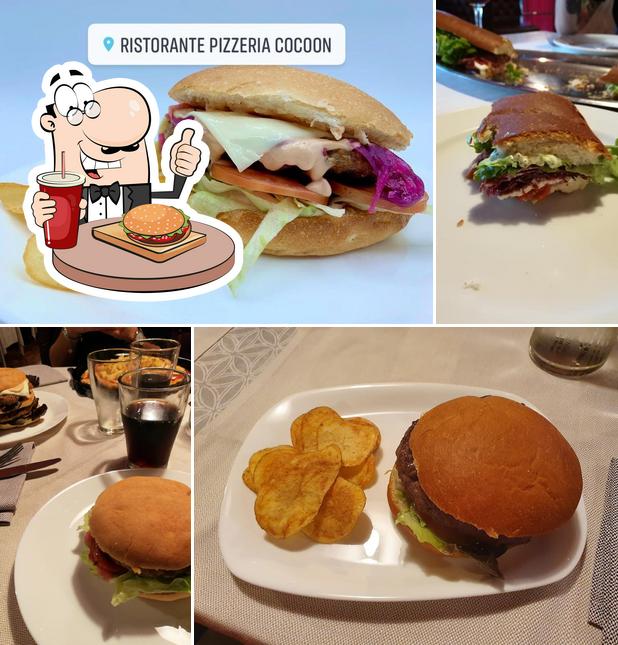 Prova un hamburger a Ristorante Pizzeria Cocoon