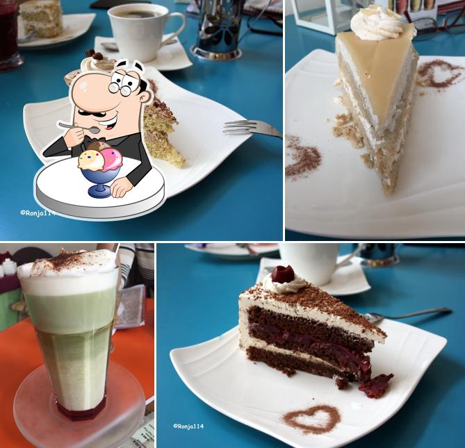 Cafe Gleichklang provides a range of sweet dishes