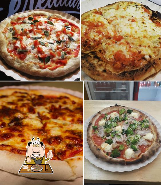 Escolha diferentes tipos de pizza