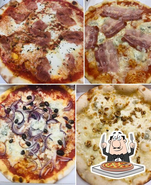 Попробуйте пиццу в "La Pizza della Titti"