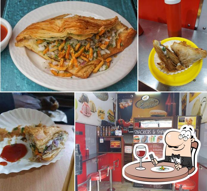 Food at Snackers(Meerut Wale)( patties...sandwich...burgers...pizza )