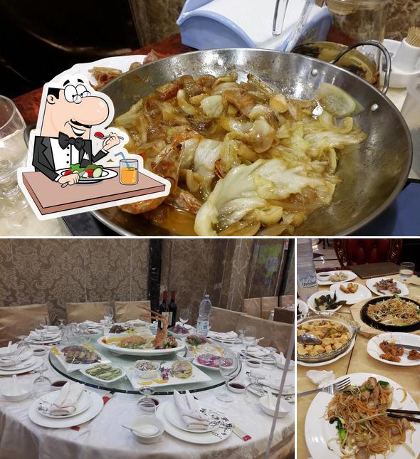 Food at Ristorante Hua Qiao