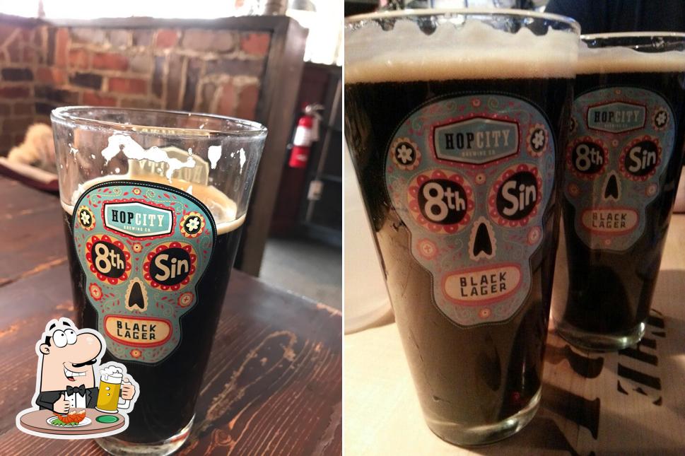 The WORKS Craft Burgers & Beer propose une variété de bières