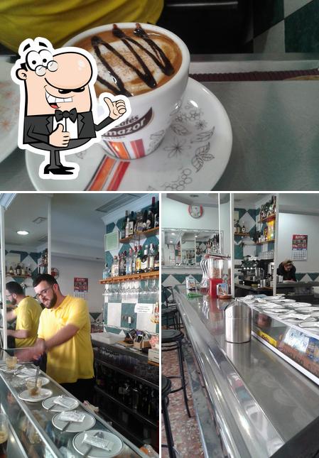 Взгляните на изображение паба и бара "Café Bar Mario"