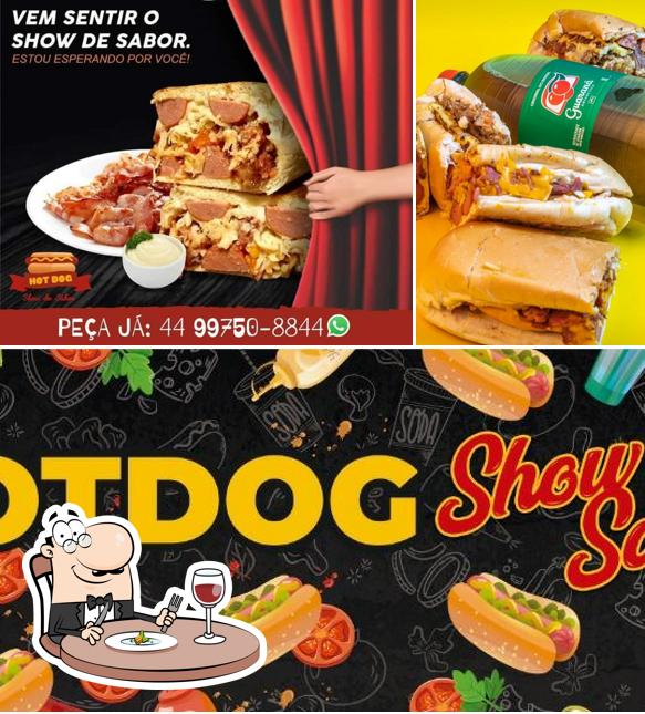 Comida em Hot Dog Show de Sabor