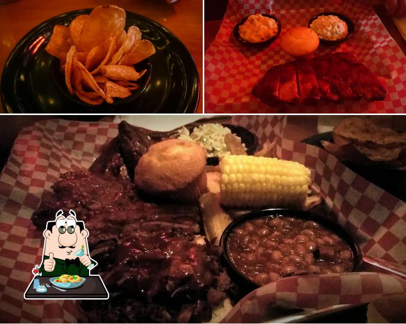 Platos en Famous Dave's Bar-B-Que