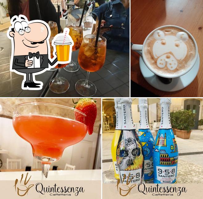 Goditi un drink a Caffetteria Quintessenza