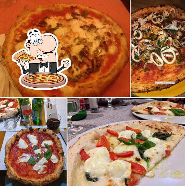 Prova una pizza a Lombardi a Santa Chiara