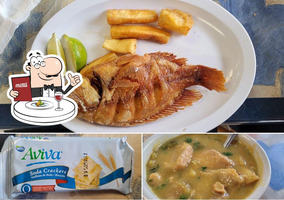Meals at Ostreria El Submarino