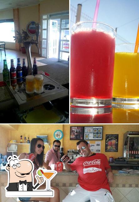 The picture of Bar Restaurante La SENIA - Senyera’s drink and interior