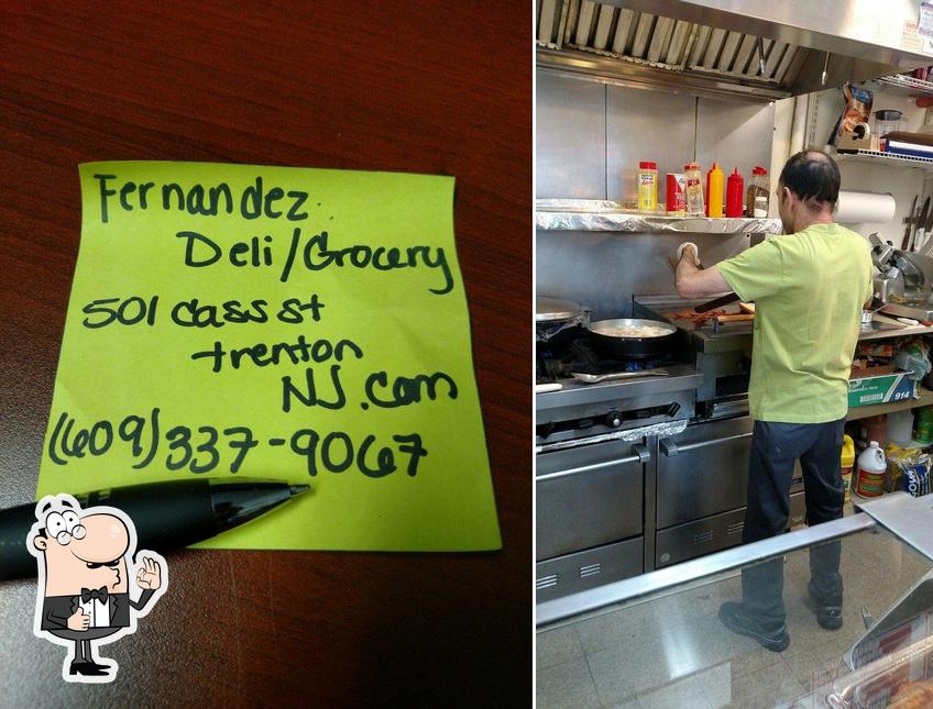 Vea esta imagen de Fernandez Deli & Grocery