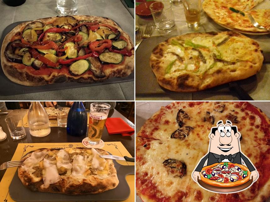 Order pizza at Il Facocchio
