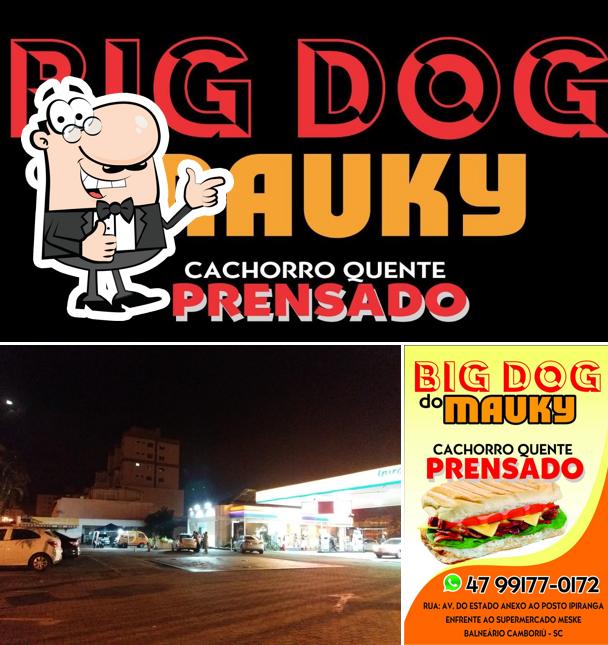 Это снимок ресторана "Big Dog Mauky"