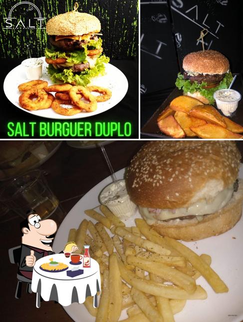 Consiga um hambúrguer no Salt - Bar & Cozinha