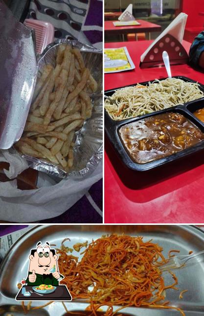 Food at Noodle Station