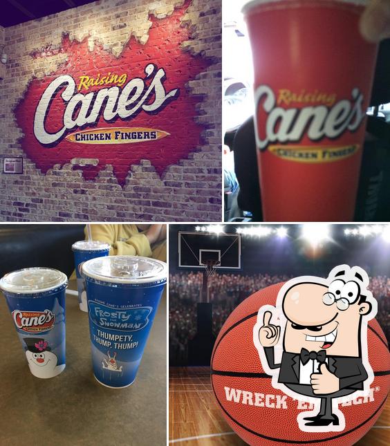 Raising Cane's Chicken Fingers, 5203 57th St in Lubbock Restaurant