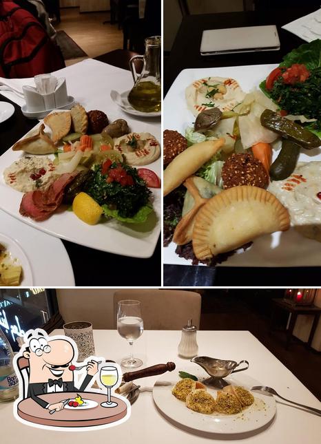 Comida en El Emir Lebanese Restaurant