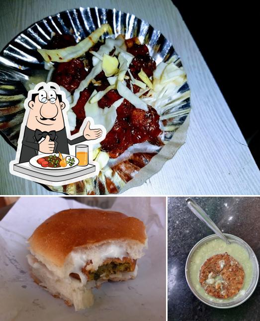 Food at Chotu Vadapav