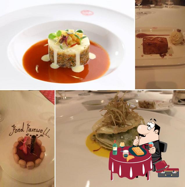 Le Cirque Signature provides a variety of desserts