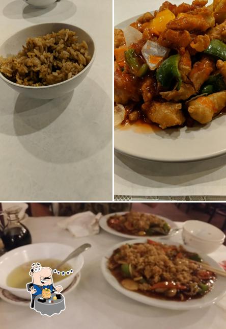 Food at Golden Wok