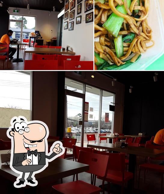 The picture of Dumpling King’s interior and food