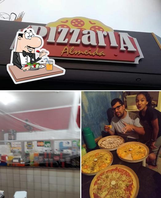 Comida em Pizzaria Almeida