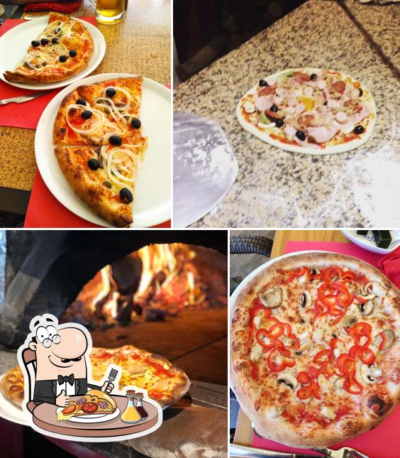 Get pizza at Pizzeria Il Colosseo