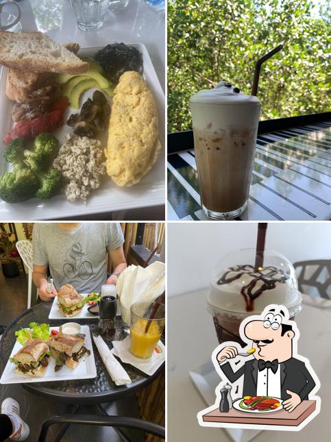 Еда в "TripleF Samui Restaurant & Café. 20% off with Phangan Ferry ticket :-)"