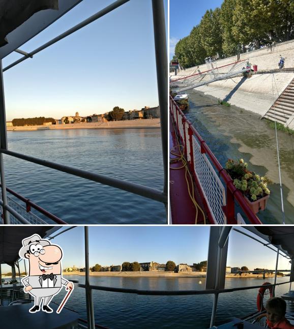 L'extérieur de Bateau restaurant La Péniche Arles