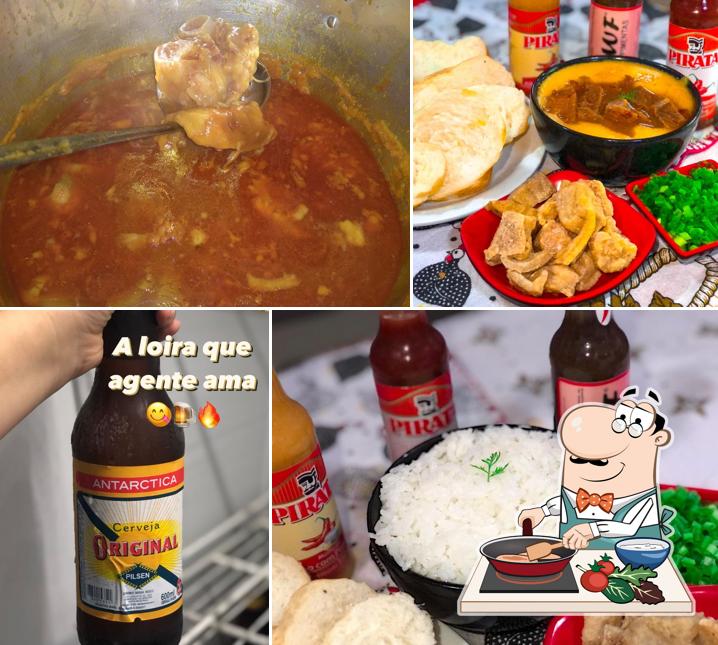Curry de frango em Angu A Baiana do Galin