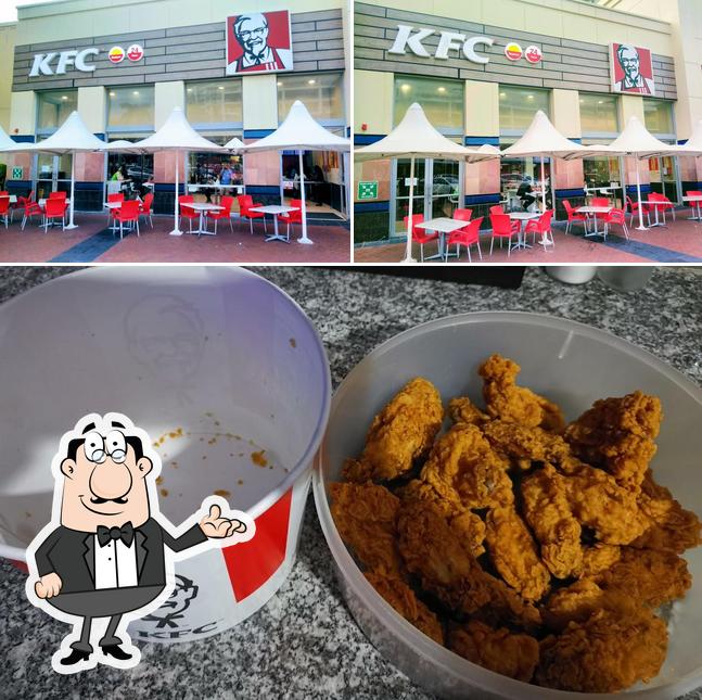 Among different things one can find interior and food at KFC Gateway Food Court