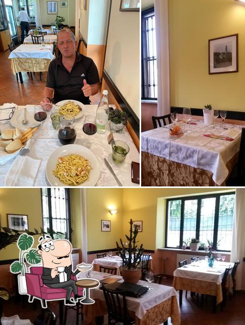 Voici l’image affichant la intérieur et table à manger sur Ristorante Da Serafino