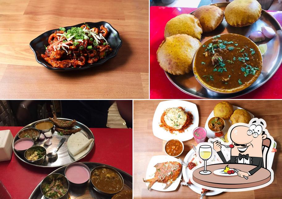 Meals at Kombdi wade Malwani mejwani