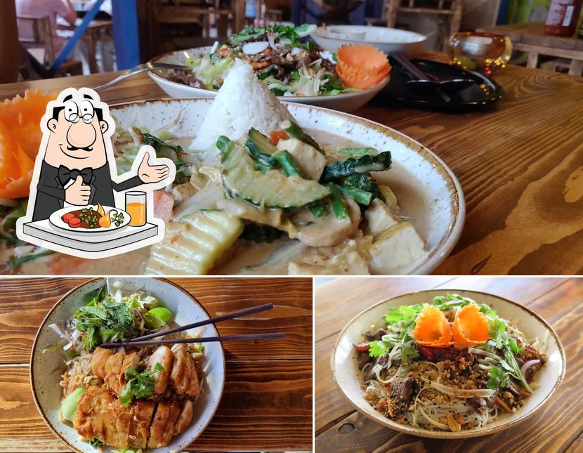 Meals at FamPam Restaurant Asiatische Küche & Sushibar
