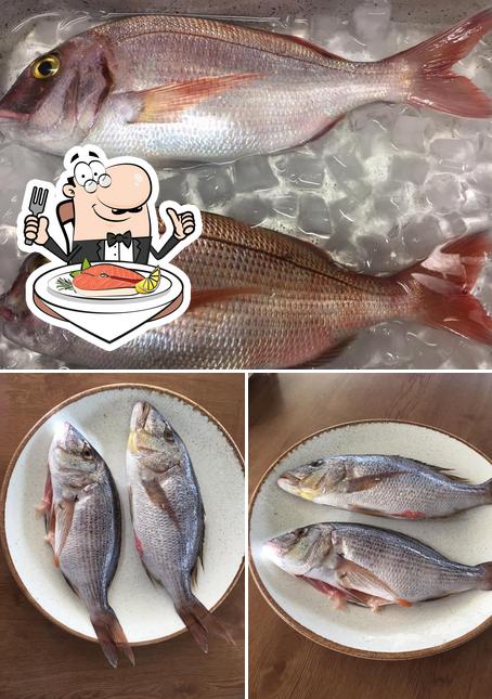 Alex’s Beatch Front Restaurant ofrece un menú para los amantes del pescado
